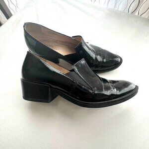 Women Belwest patent leather loafers sz 7,5 black